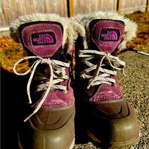 The North face Youth Size 3 Snow Boots